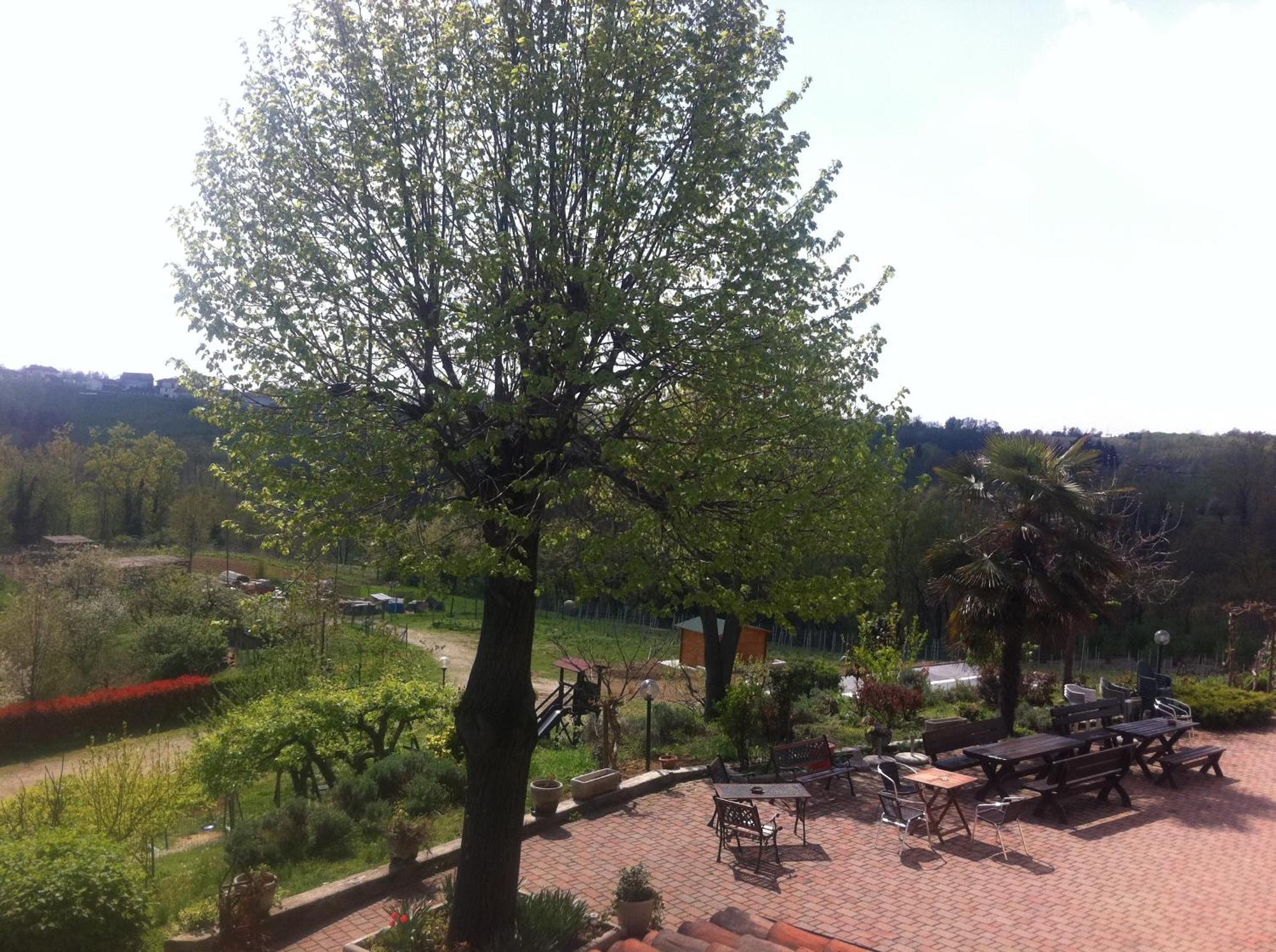 Agriturismo Tre Tigli Asti Exterior photo
